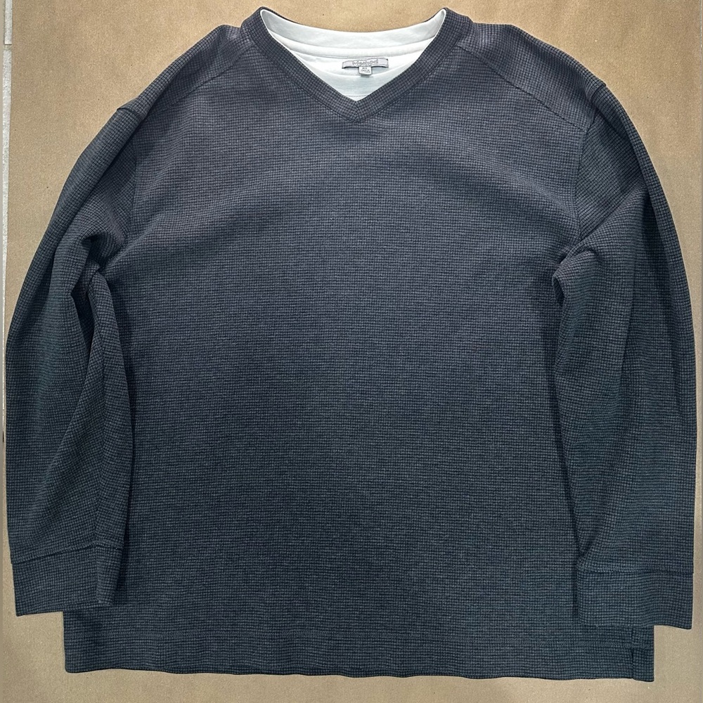 Method Long Sleeve Textured V‑Neck Shirt Men’s XL – Dark Gray Layered Look